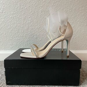 NWT Betsy Johnson SB Tori Ivory Heels | Ivory White